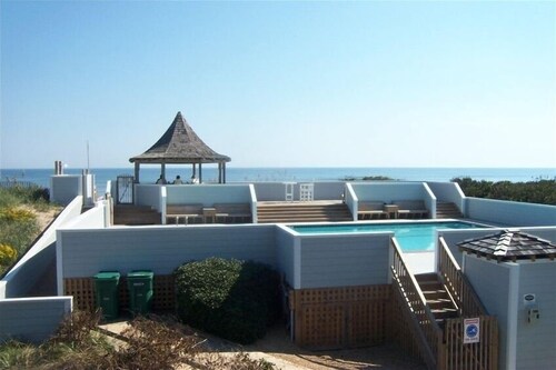 Schooner Ridge Ocean Side/View 8 BR/8 1/2 BA #124783, Duck, NC