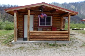 Exterior - Unique, Rustic Cabins on Hoback River (Bondurant)