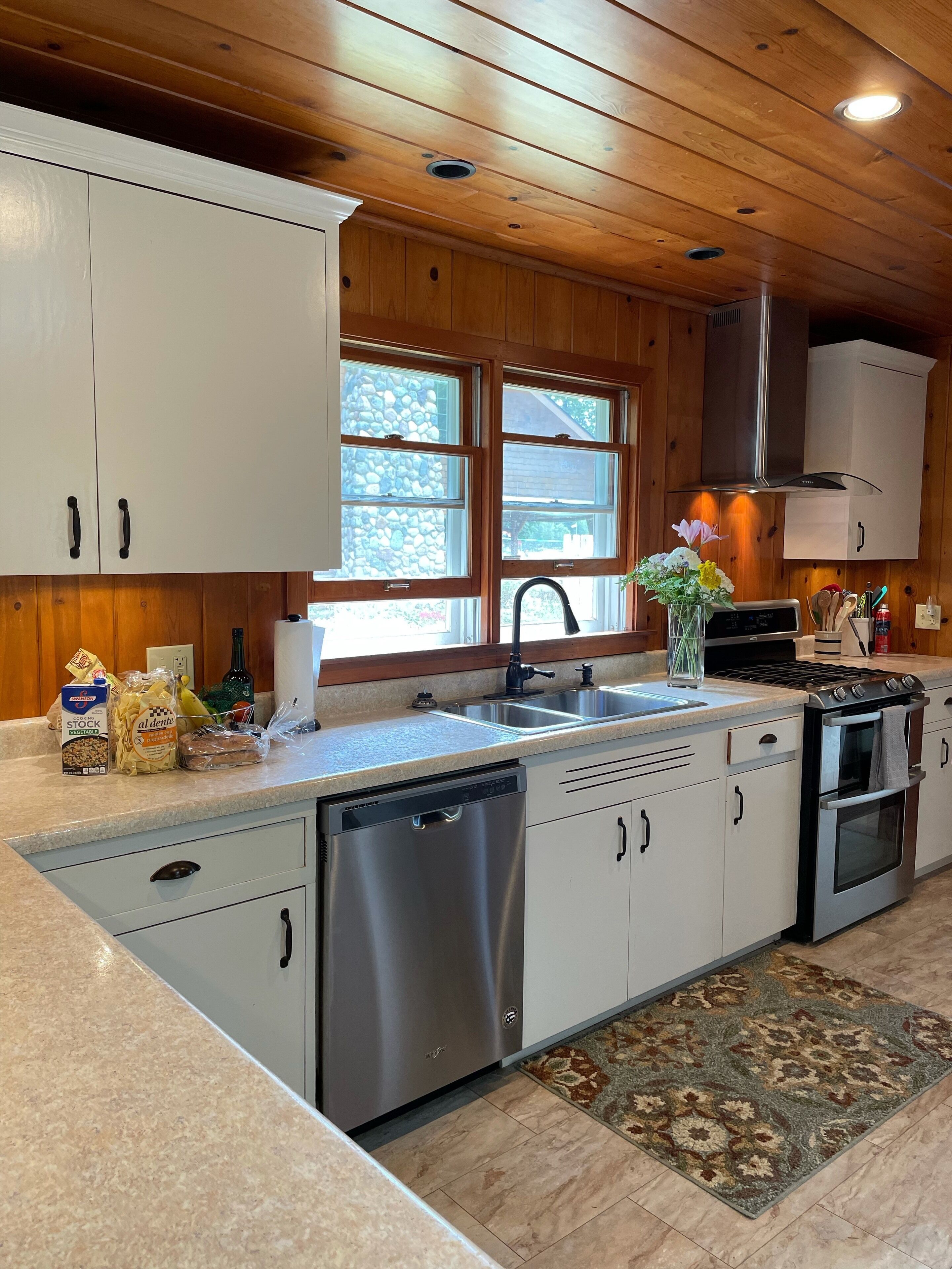 冰箱、微波炉、烤箱、炉灶