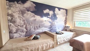 Comfort appartement, uitzicht op bergen | Een kluis op de kamer, individueel gedecoreerd, individueel gemeubileerd