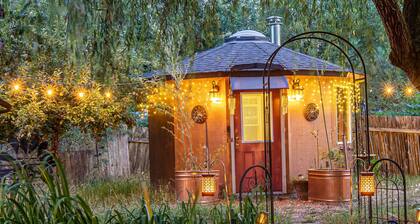 ☯ Private Roundhouse … Enchanting! (Not in a Box!)