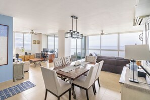 Interior - Rio Mar Premier Beachfront Community - Beach-Pools-Spas-Surf-Mountains (Riomar)