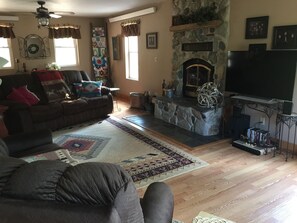 TV, fireplace, DVD player, video library
