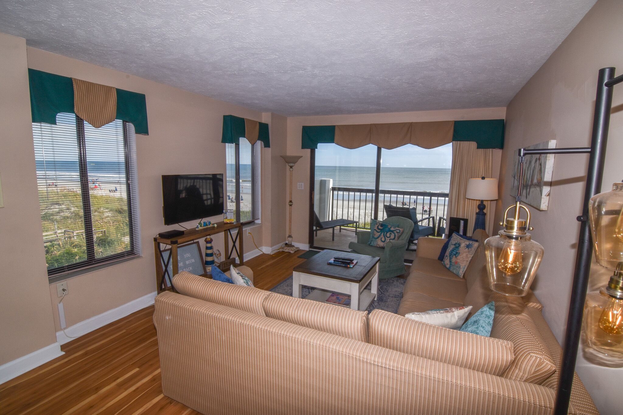 OCEANFRONT 3 Bedroom 3 Bath. Outdoor pool. Great view of the ocean from the oceanfront balcony.