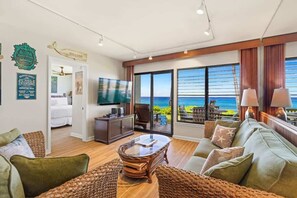 Smart TV - Poipu Shores 102A Shorebreak Lanai, Ground Floor U (Koloa)