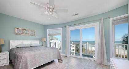 OCEANFRONT TH with pool on the beach!
