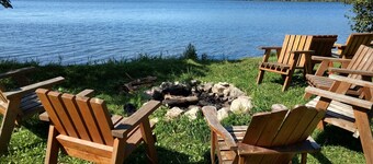 Eagle Yurt bij Wilderness Wind, Ely, MN met 3 slaapkamers en een complete keuken