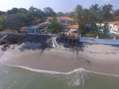 8 SCHLAFZIMMER STRANDVILLA IN CORONADO BEACH, PANAMA