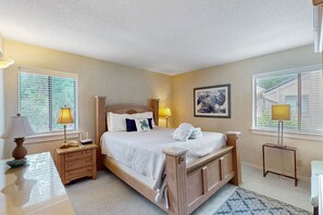 2 dormitorios, tabla de planchar con plancha, Internet y ropa de cama