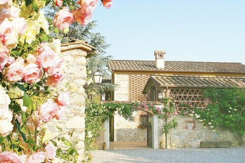 Luxury Comfortable Villa with Air Conditioning