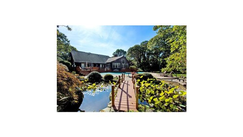 Southampton / Shinnecock Hills private luxury home