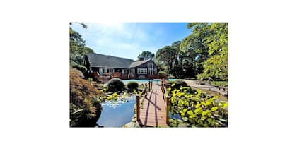 Southampton / Shinnecock Hills private luxury home