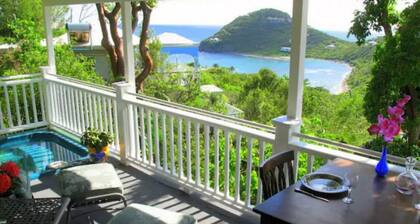 Romantisches Flitterwochen-Cottage, Neujahr geöffnet, Whirlpool, WLAN, Klimaanlage,