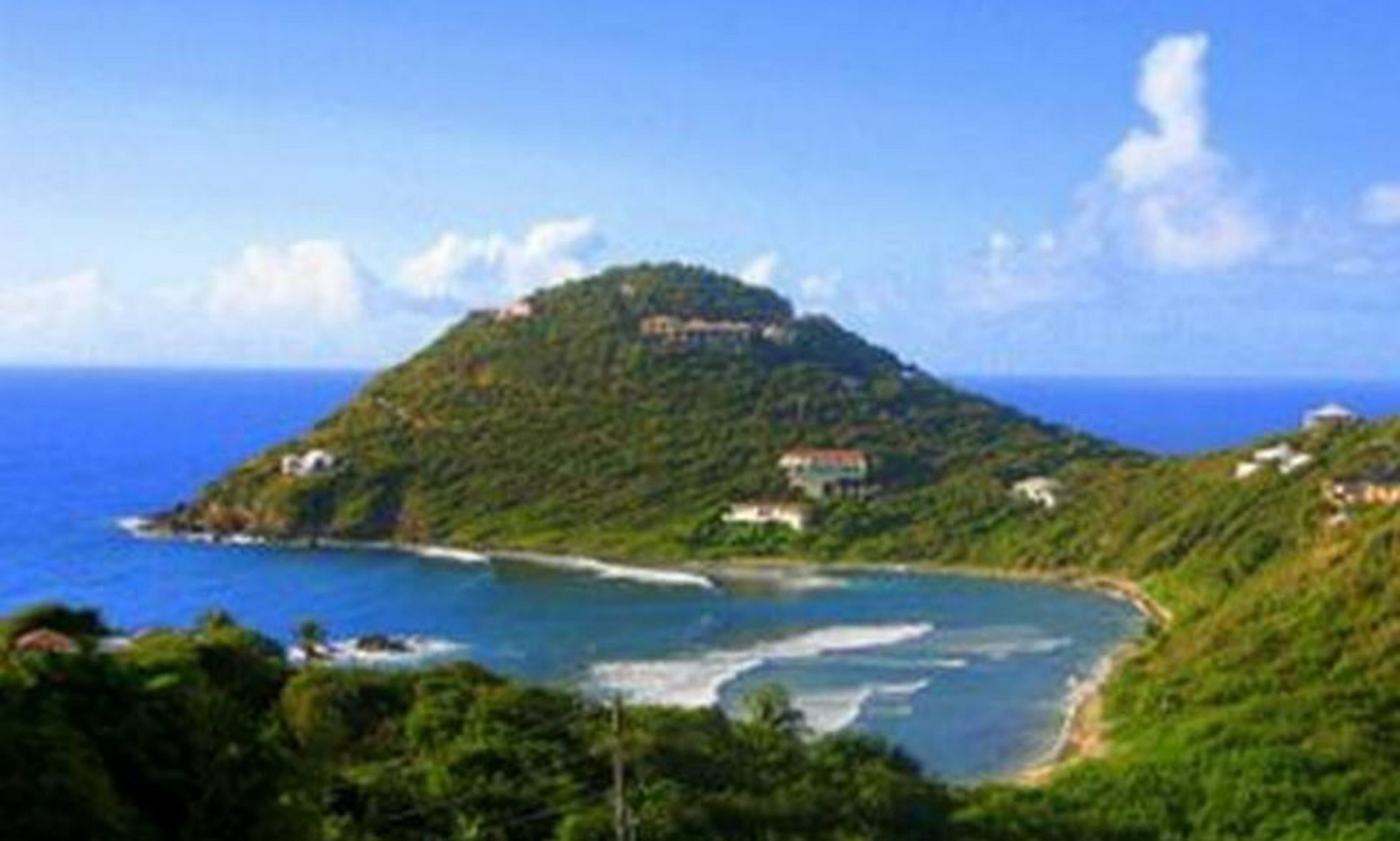 Plage à proximité, chaise longue, serviettes de plage