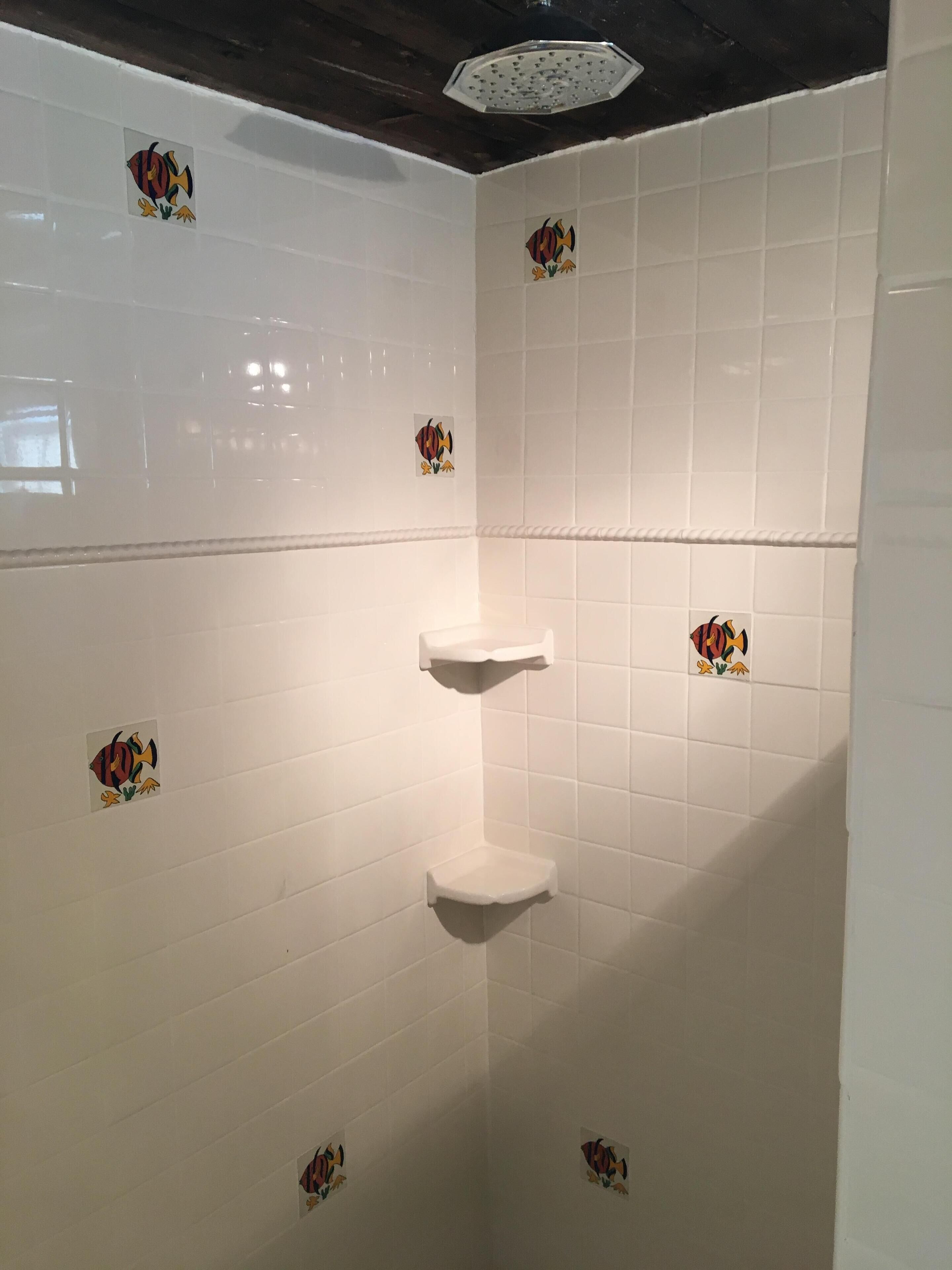 100 year old Restored Cottage with modern comforts near Milledgeville Ga. & Lake