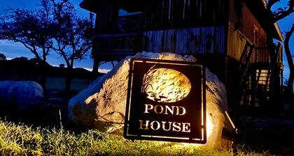Pond House Bungalow at Bergheim Ranch