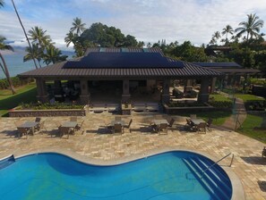 Outdoor pool - 9B EKAHI VILLAGE-STUDIO/BATH, GARDEN VIEW - 1 MINUTE STROLL TO BEACH! (Kihei)
