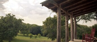 StarHill Farms Cabin on the Hill