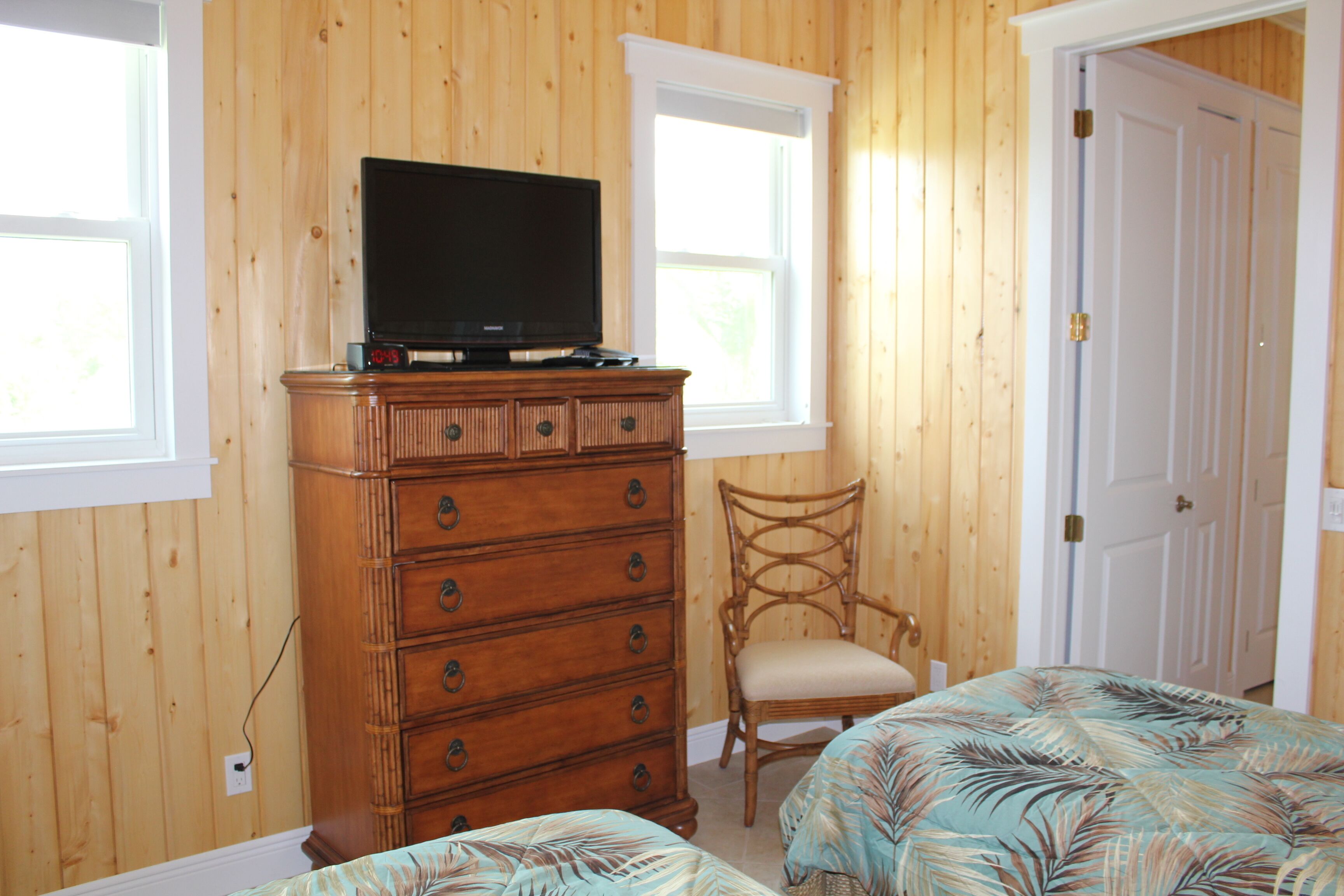 Twin Bedroom