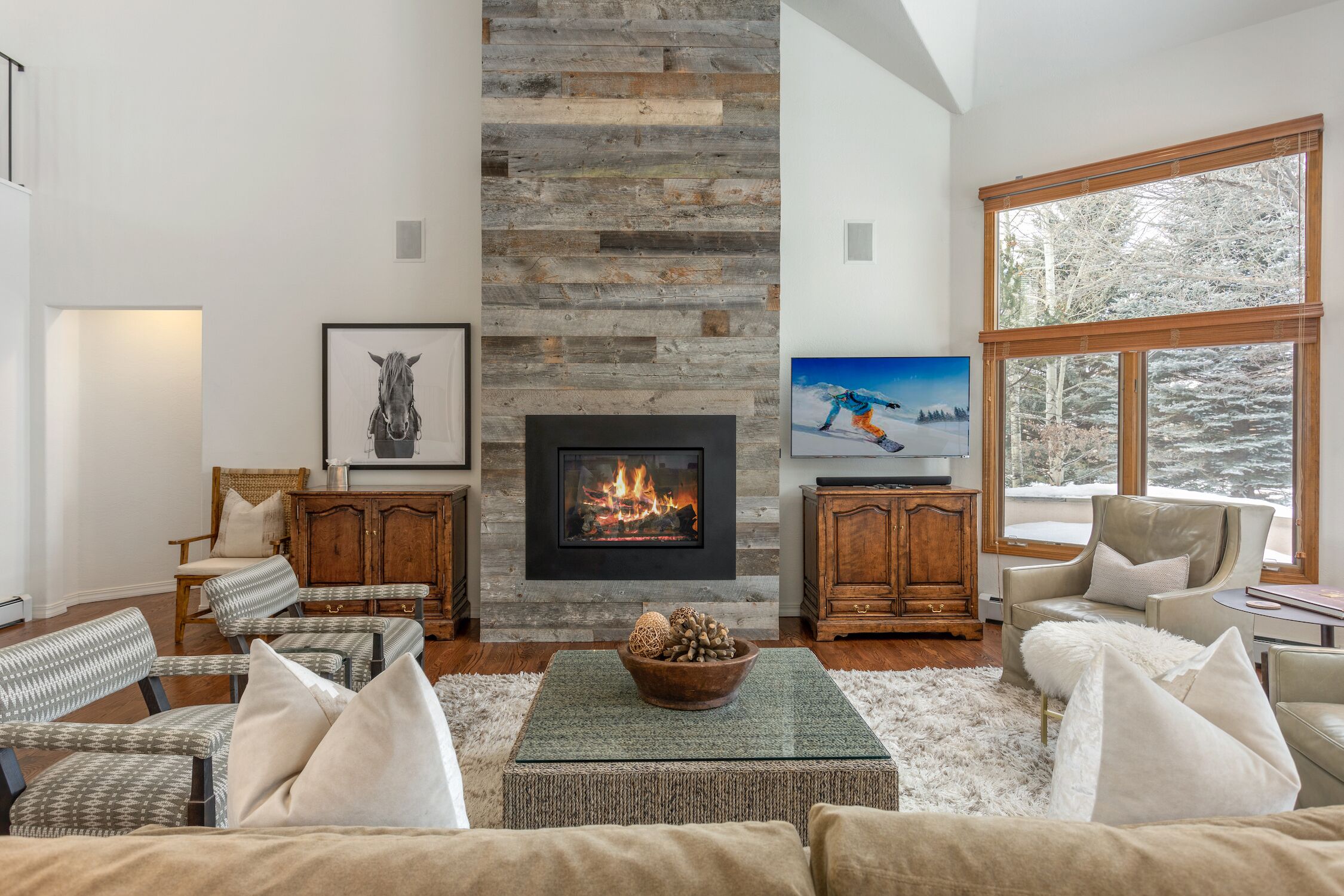 Spacious, Luxury Arrowhead Home with Spacious Deck and Winter Shuttle Service