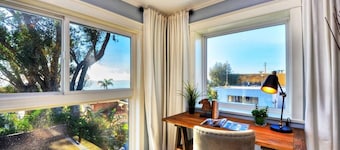 Villa Laguna -- ocean views, walkable, and new