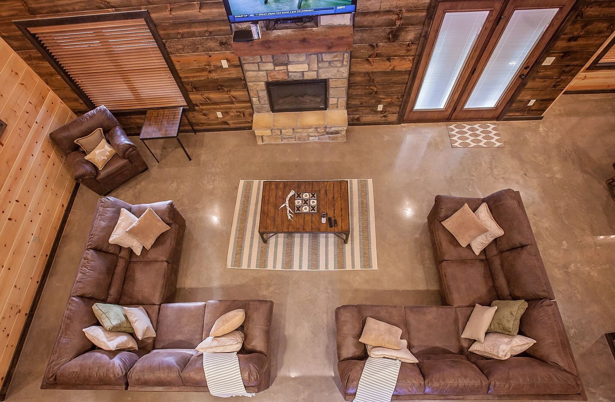 Sticks & Stones! 5 Bdrm; 5.5 Bath; Game Room; Hot Tub; Huge; Firepit