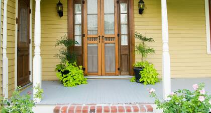CAJUN HOSPITALITY - LA PETITE VOIE DE ST. THERESE