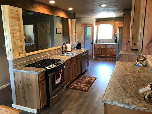 Mountain Home Paradise Fisch, Wanderung, ATV oder Entspannen