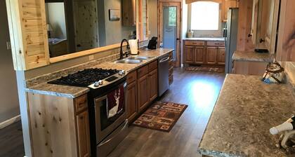 Mountain Home Paradise Fisch, Wanderung, ATV oder Entspannen