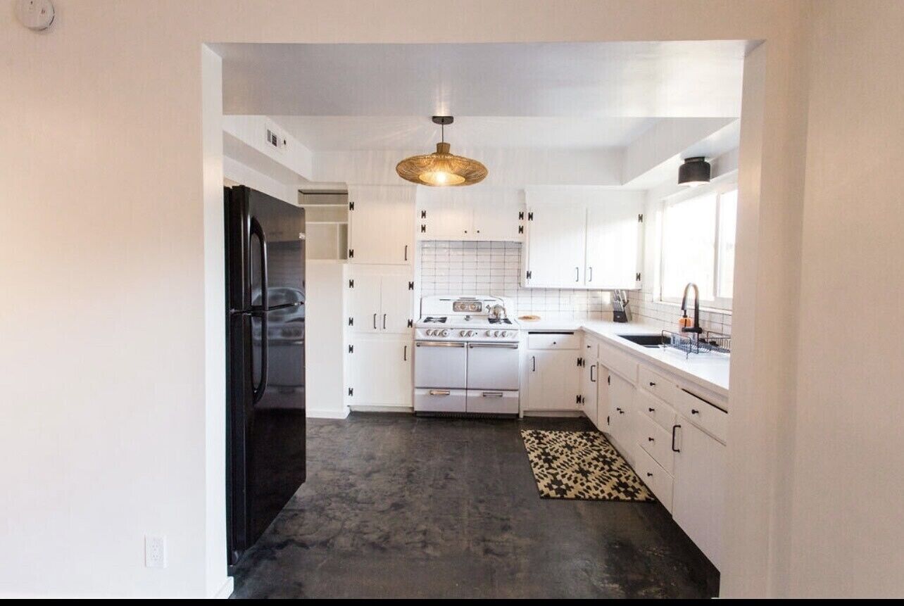 The Mojave Hacienda - minutes to Joshua Tree