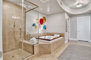 Combined shower/bathtub, jetted bath, hair dryer, bidet - Turquoise Place C2109 | Oversized, hot tub/grill on deck, huge slide for kids! (Orange Beach)