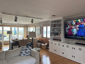 TV, stereo - Lavallette Bay Front Duplex upstairs. Beautiful Views. Both Available (Lavallette)