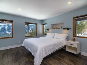 4 habitaciones, tabla de planchar con plancha y wifi gratis