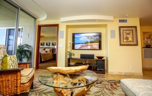 TV, DVD player, books, stereo