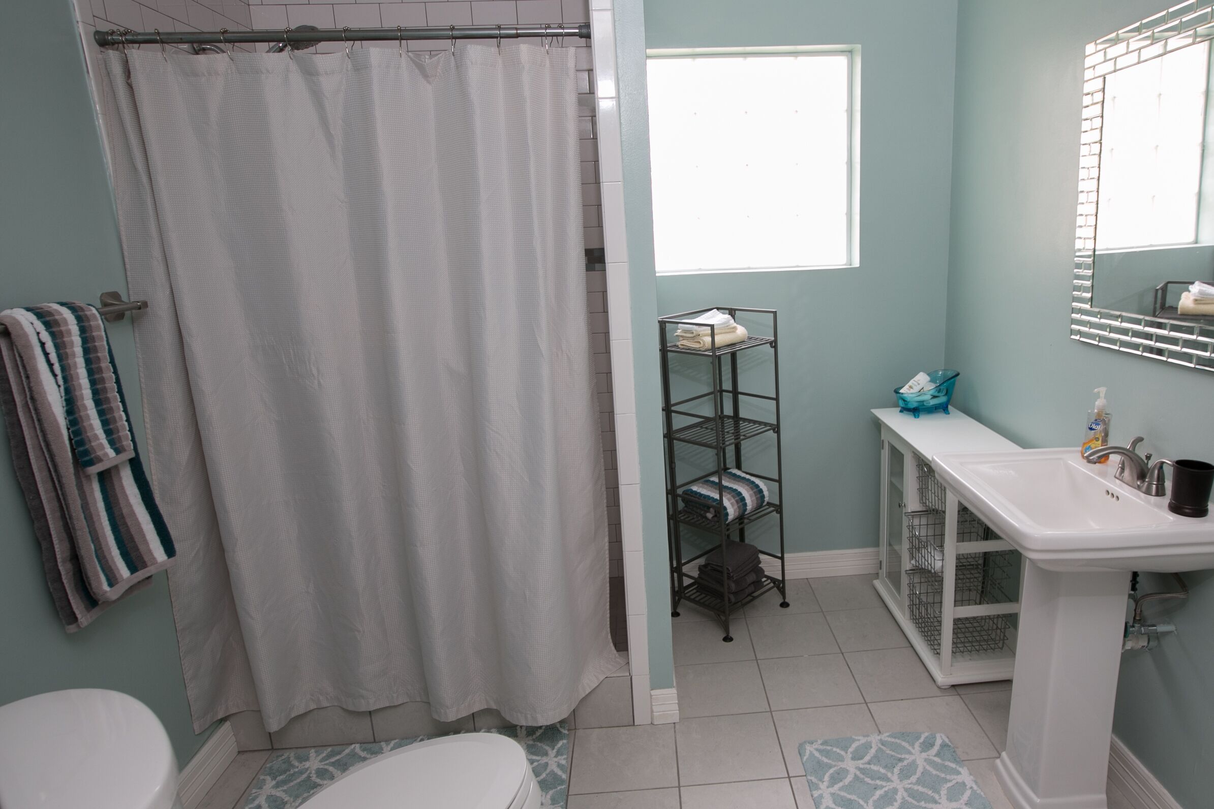 The Cottage is centrally located within the 610 N area neighboring