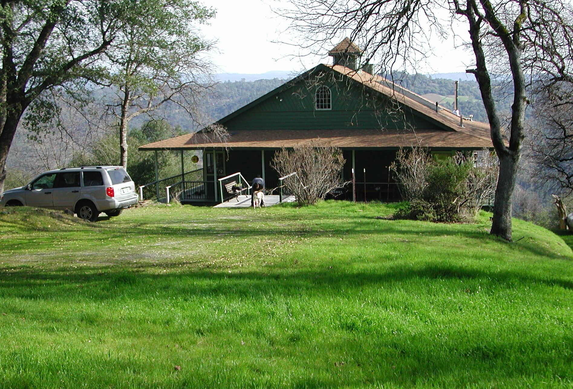 Lofty Haven with Panoramic Country View