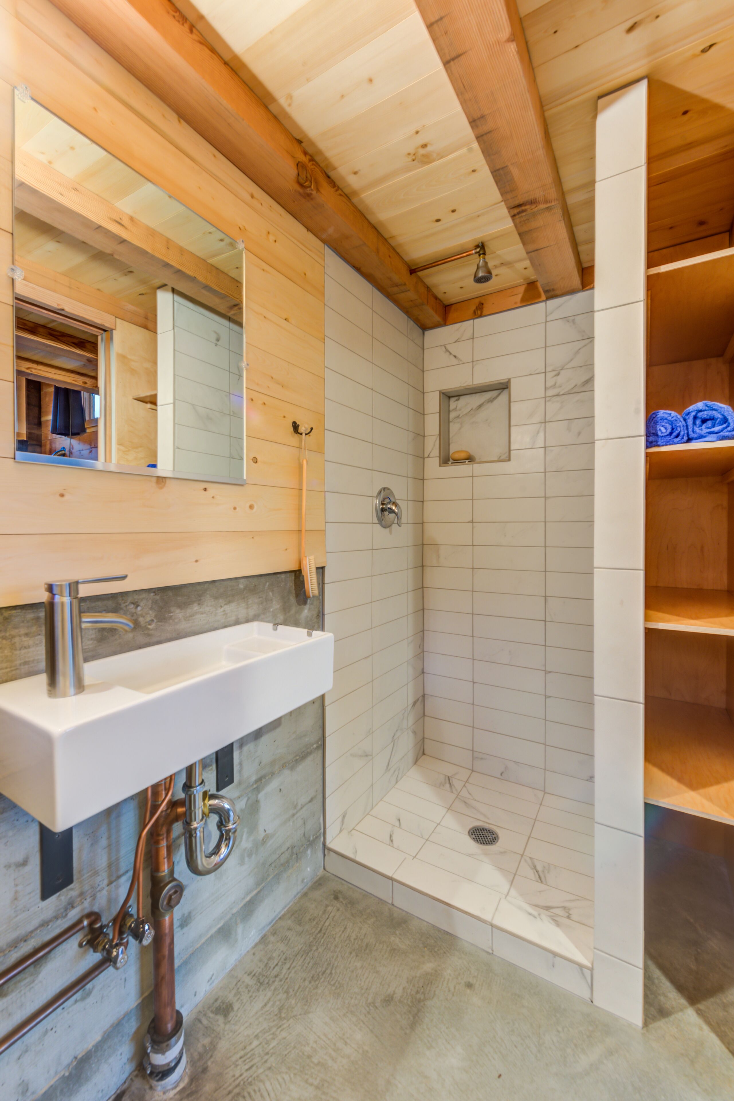 La Casa De Madera- "The wood house"