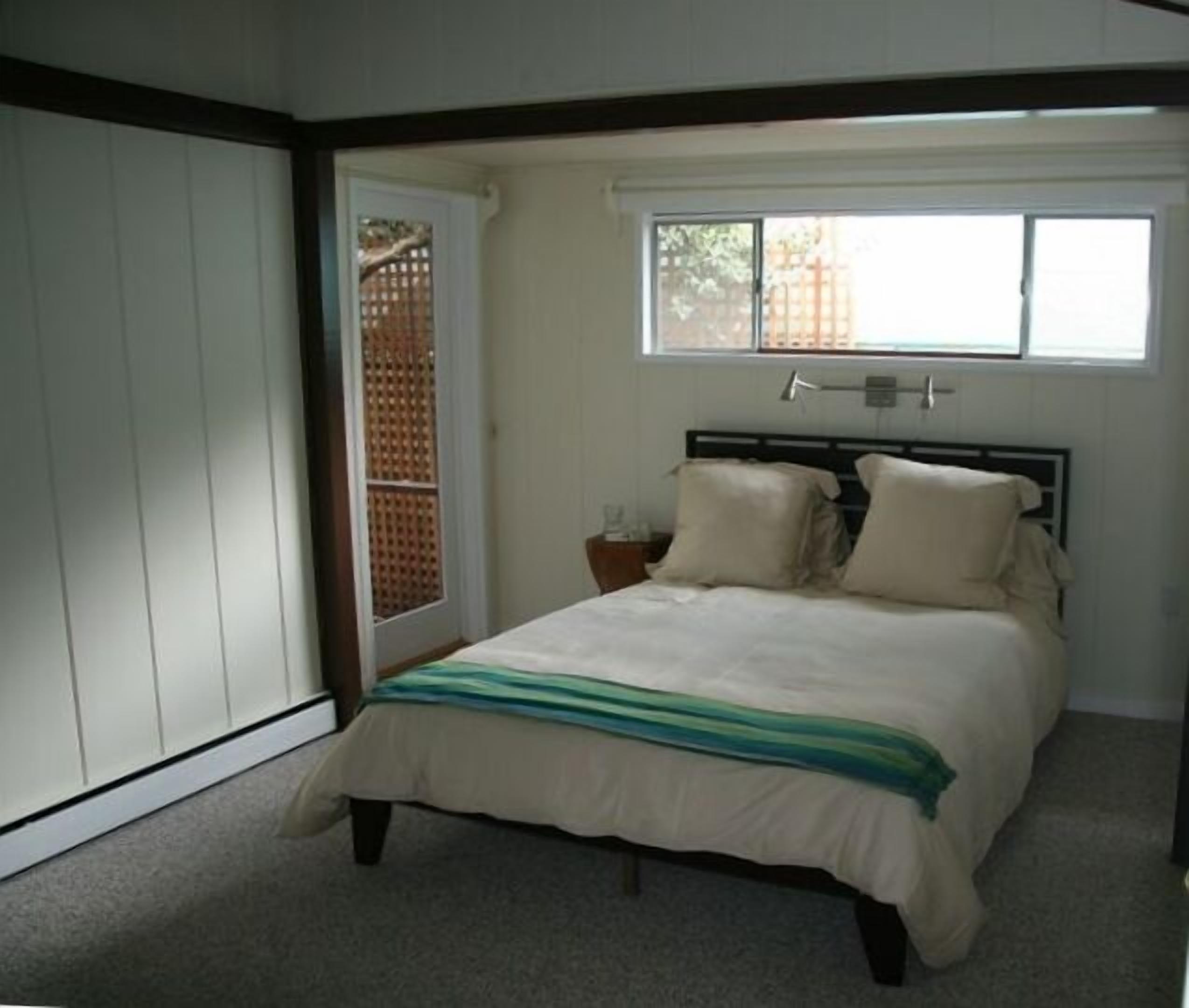 A Romantic Riverfront Retreat