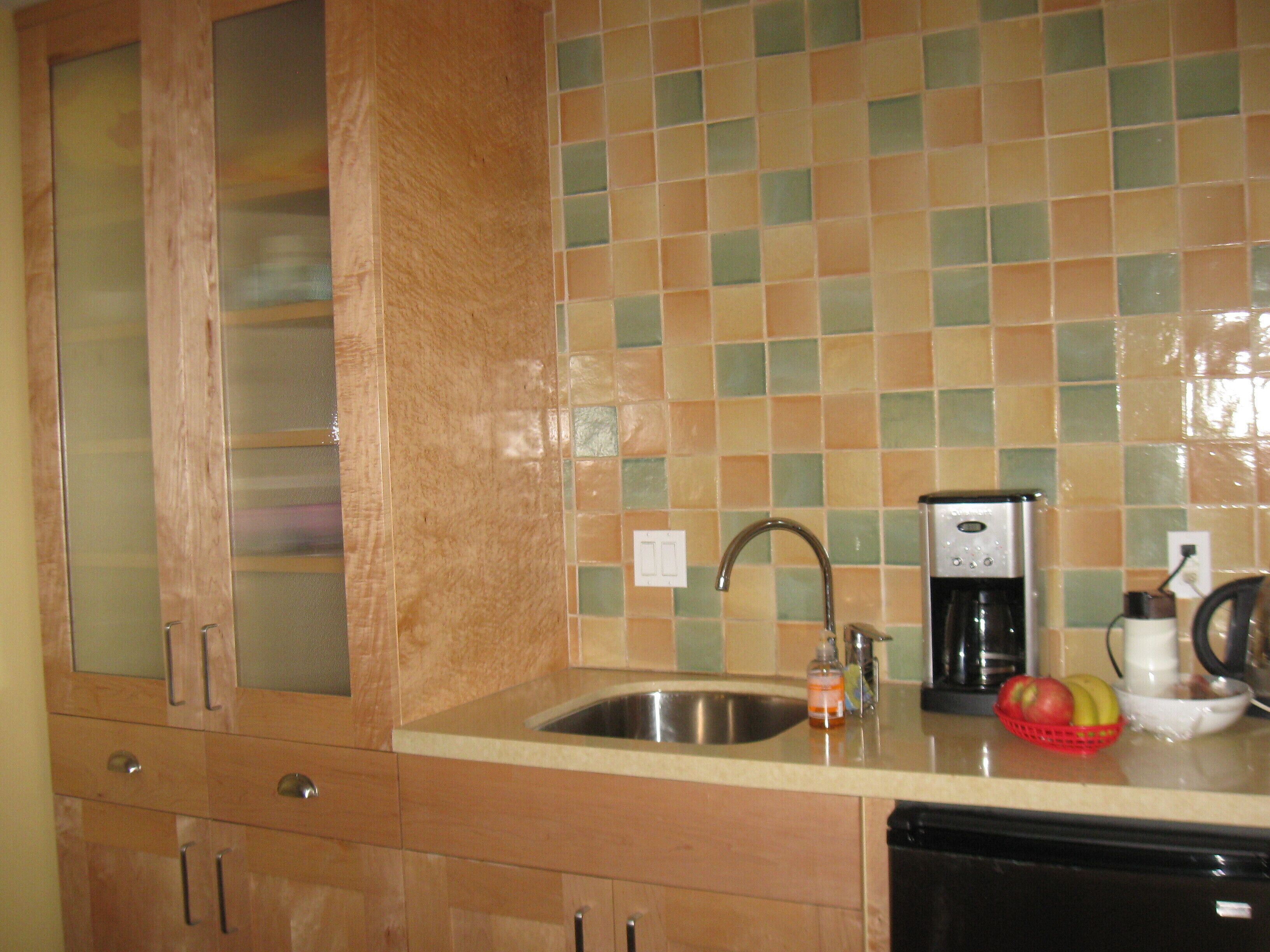 Guest House With Hot Tub, Spanish Patio & Fountain; Separate Entrance/Exit