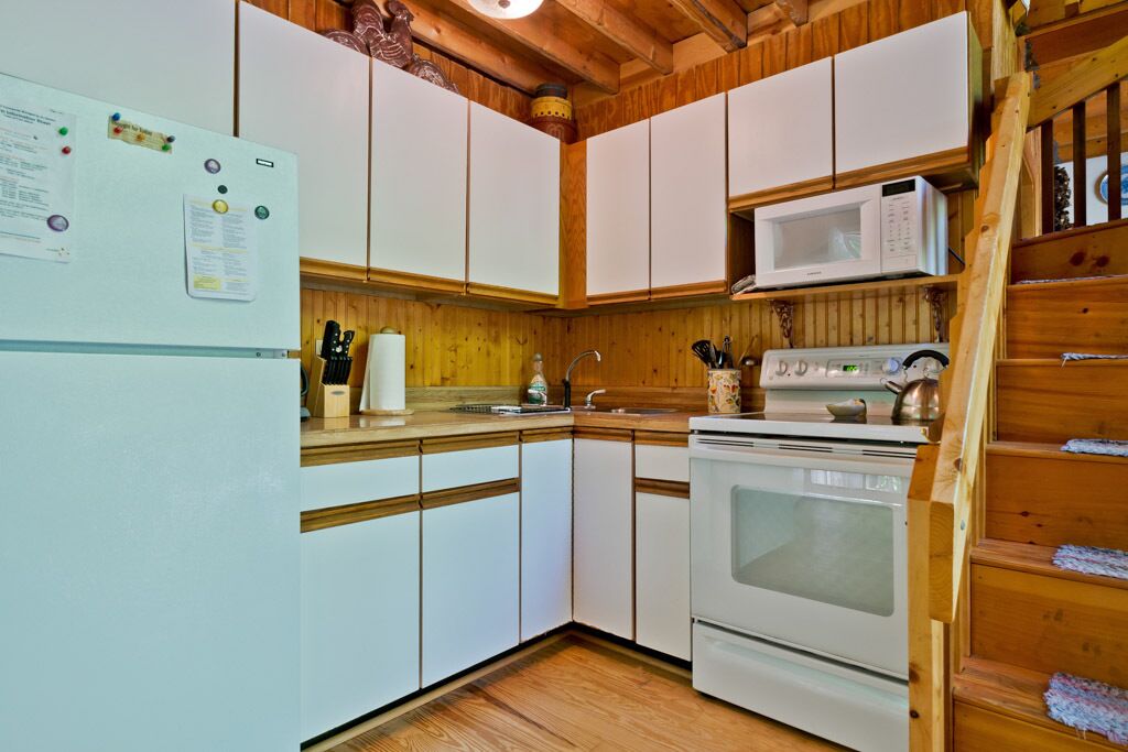 100 / nt discount! Steps to Lake Sebago Beach 