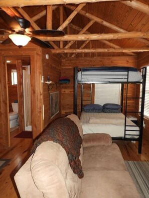 1 chambre, bureau, Wi-Fi, draps fournis