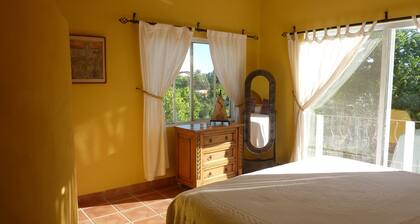 Villa De Vientos: Artistically Designed Private 4BR/BA Villa