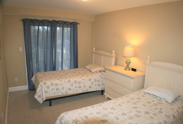 5 chambres, fer et planche à repasser, Wi-Fi gratuit