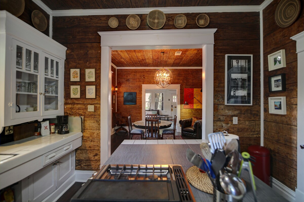 Photo 23 of Quaint 1920's home w/ unique charm.