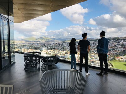 New 2bed/ 2ba across from Caliente/ Xoloizcuintles Stadium & Casino