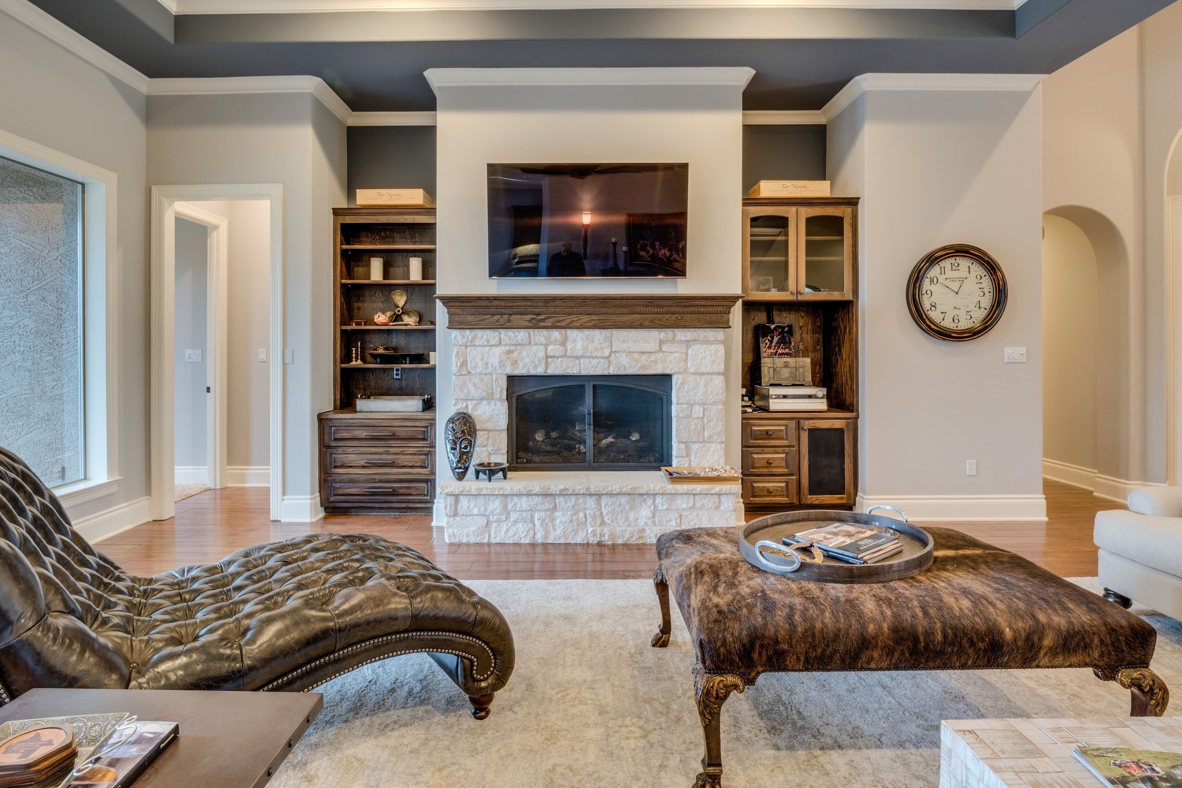 Sprawling 3 acre Hilltop Estate w/ Endless Views of the Famed Texas Hill Country