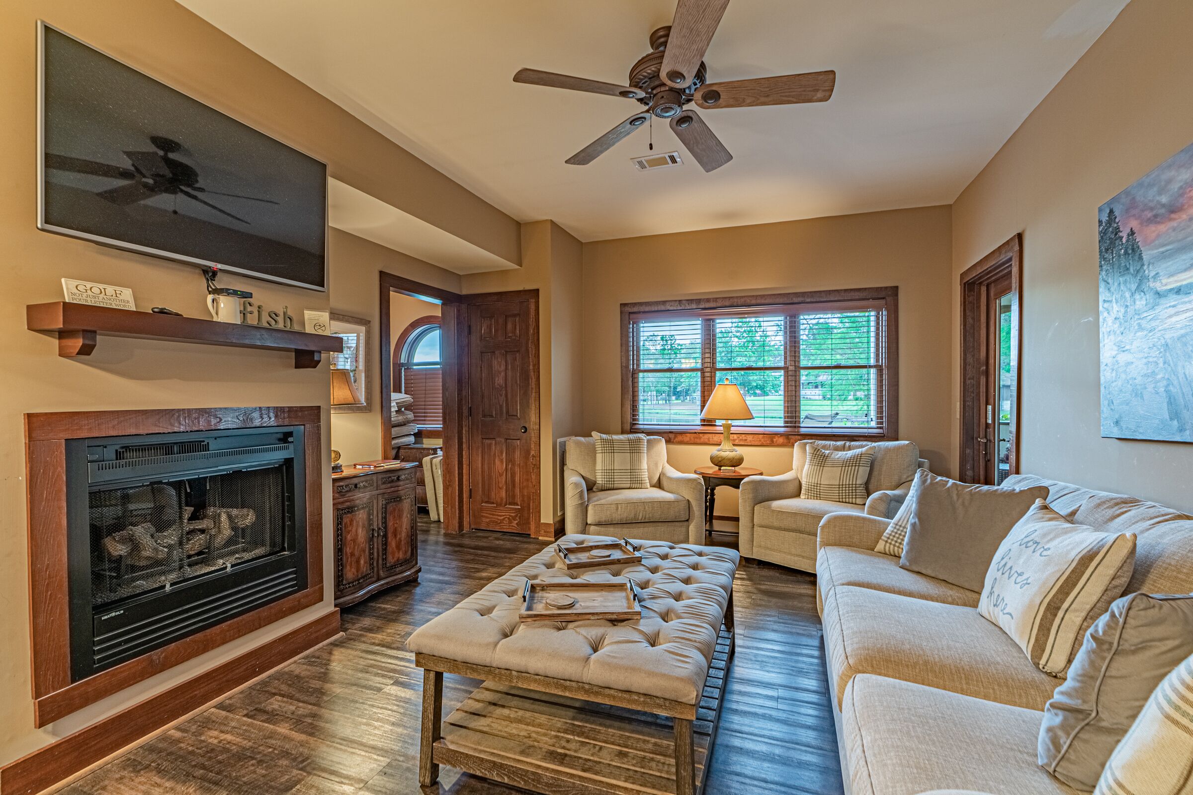 Beautiful lakefront home on Lake Oconee in Cuscowilla.