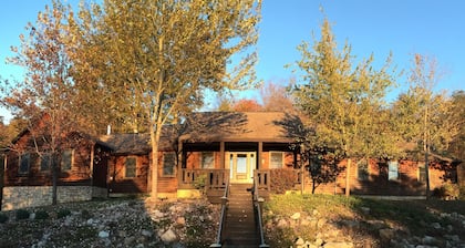 Lodge-Oma kylpyhuone-Standardi-Harvest Moon Lodge
