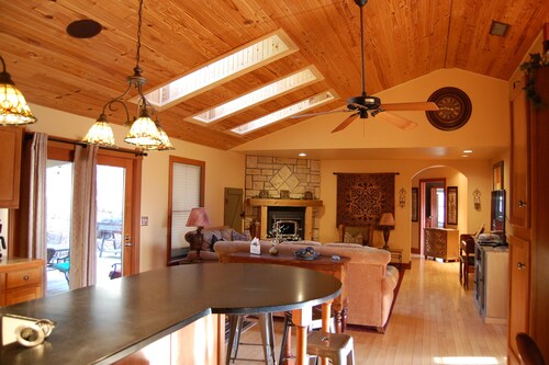 Harvest Moon Lodge at Harvest Moon Cottages, LLC