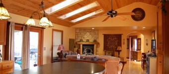 Harvest Moon Lodge at Harvest Moon Cottages, LLC